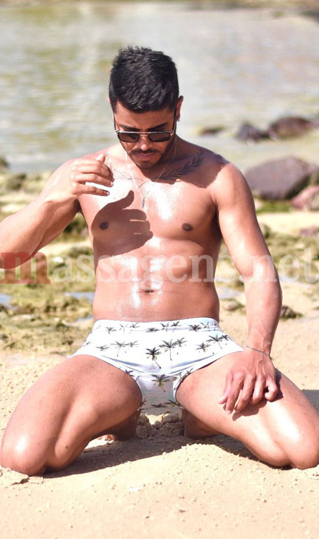 Foto vertical Massagista Bruno