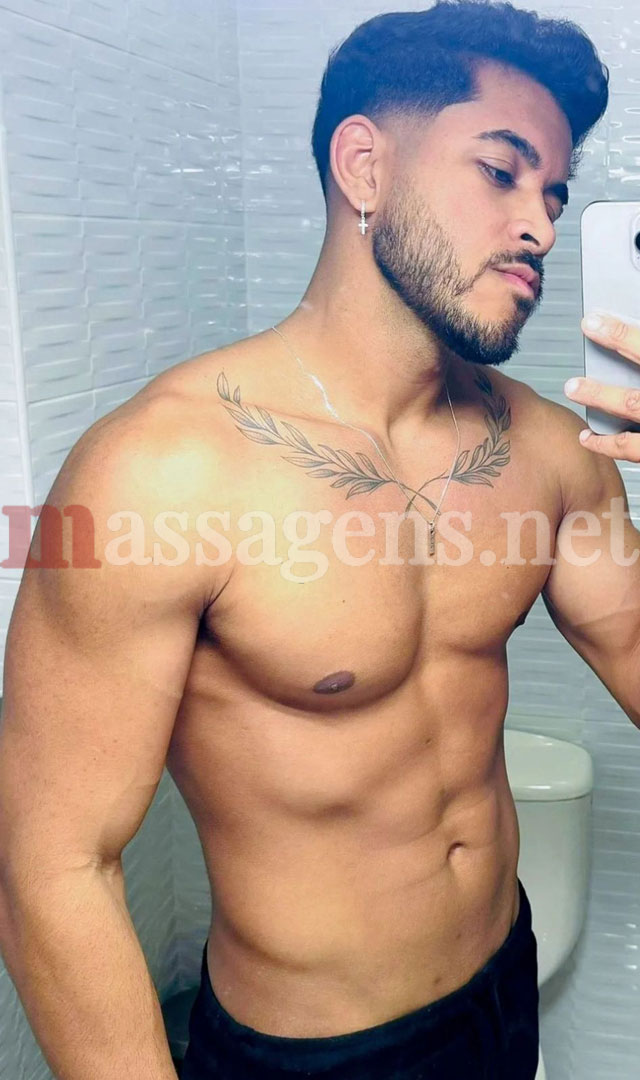 Foto vertical Massagista Bruno