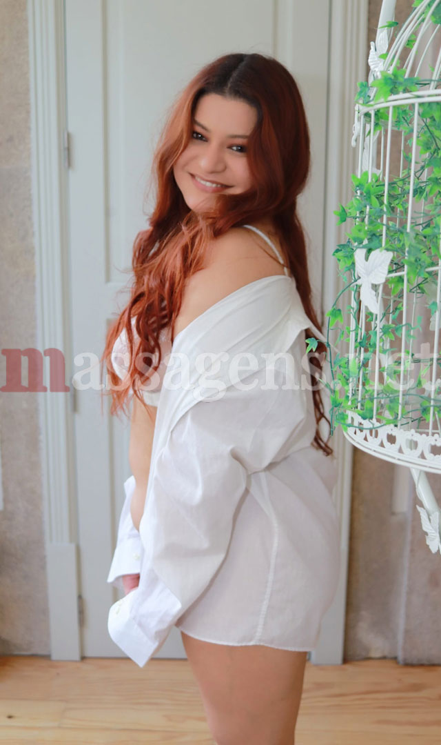 Foto vertical Massagista Rubi Om