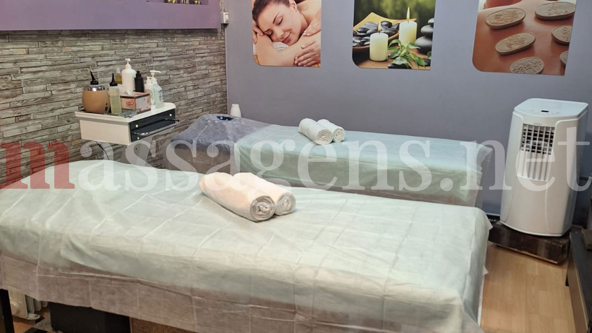 Foto horizontal Massagista Sandra